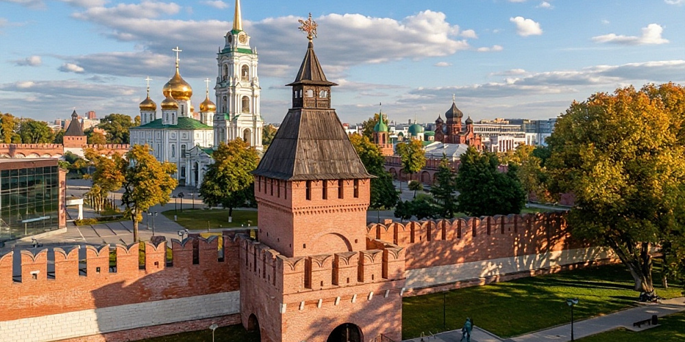 Две столицы по берегам одной реки